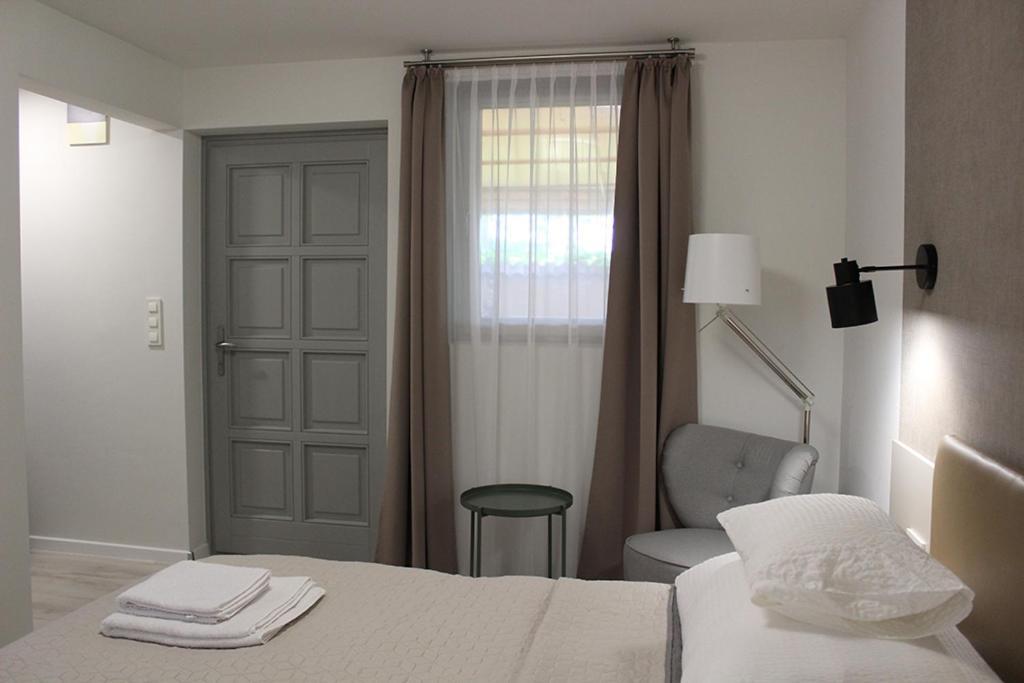 Szkita Panzio Bed & Breakfast Balatonmariafurdo Ngoại thất bức ảnh